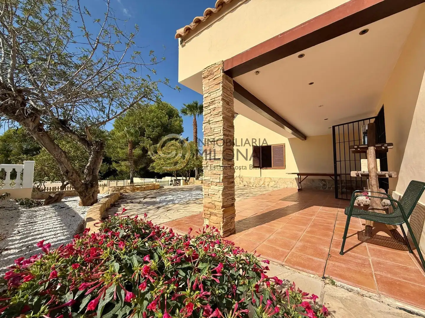 Terrassa de Casa o xalet en venda en La Nucia amb Aire condicionat, Jardí privat i Terrassa
