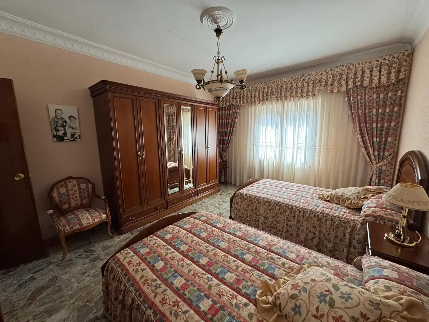 Bedroom of Houses for sale in Brea de Aragón