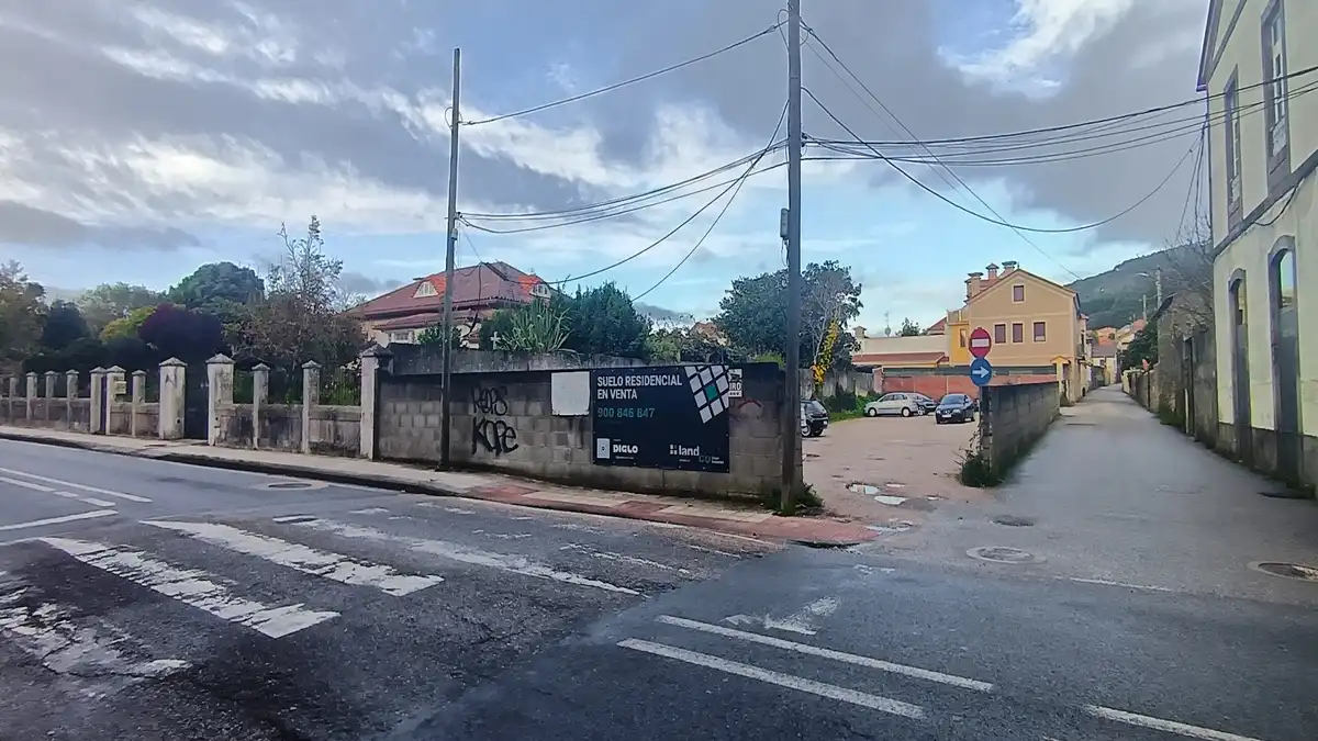 Terrenys i solars en venda a GALICIA 115
