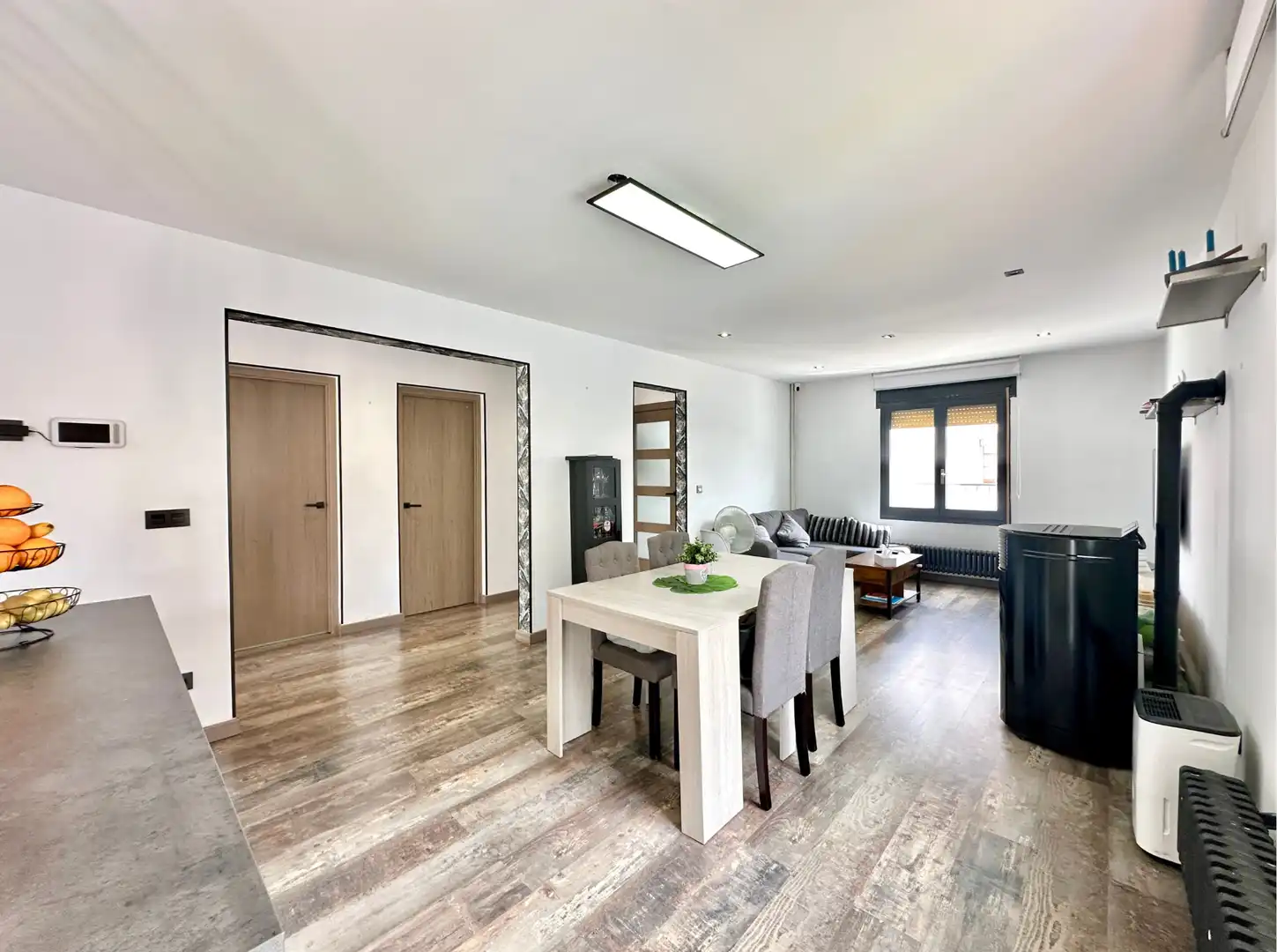 Living room of Houses for sale in Sant Pere de Torelló  with Heating, Private garden and Oven
