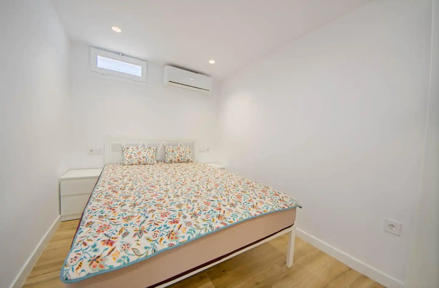 Schlafzimmer von Geschaftsraum zum Verkauf in  Palma de Mallorca mit Klimaanlage