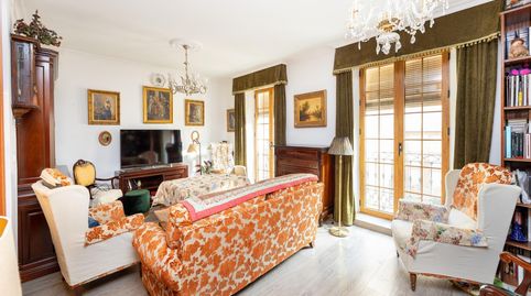 Foto 3 de Piso en venta en Calle Calle de Elvira, 71, 71, Centro - Sagrario, Granada Capital