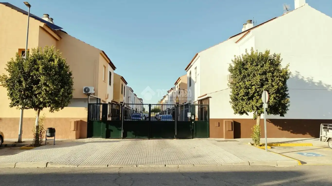 Casa pareada en venta en San José de la Rinconada