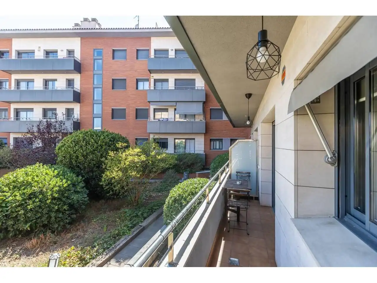 Appartamento con terrazza in vendita a Centre - Sant Oleguer, imagen 3