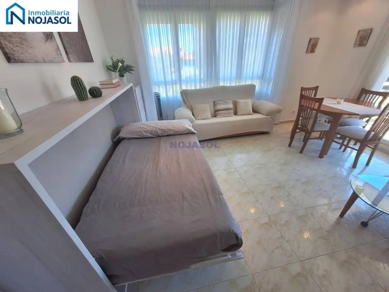 Habitación de Apartamento de alquiler en Noja con Calefacción, Terraza y Amueblado