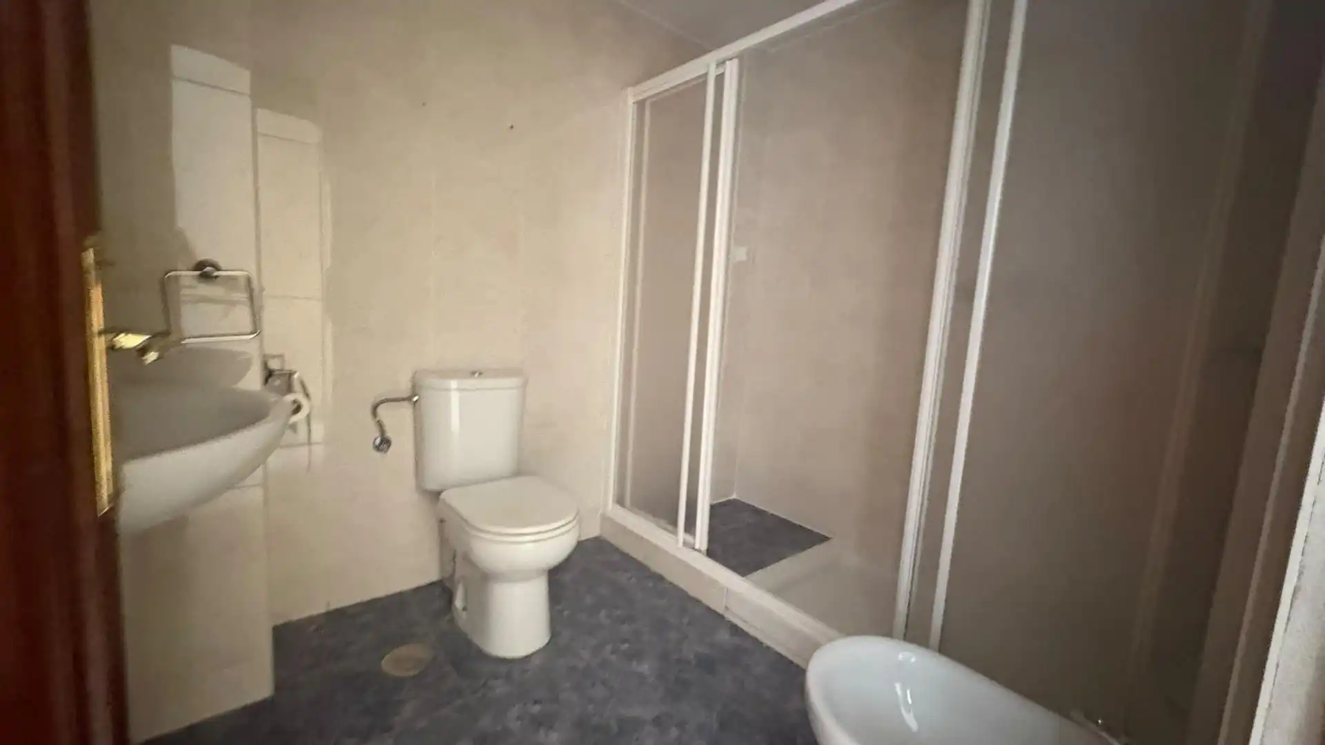 Bathroom of Flat for sale in Málaga  with Terrace and Balcony
