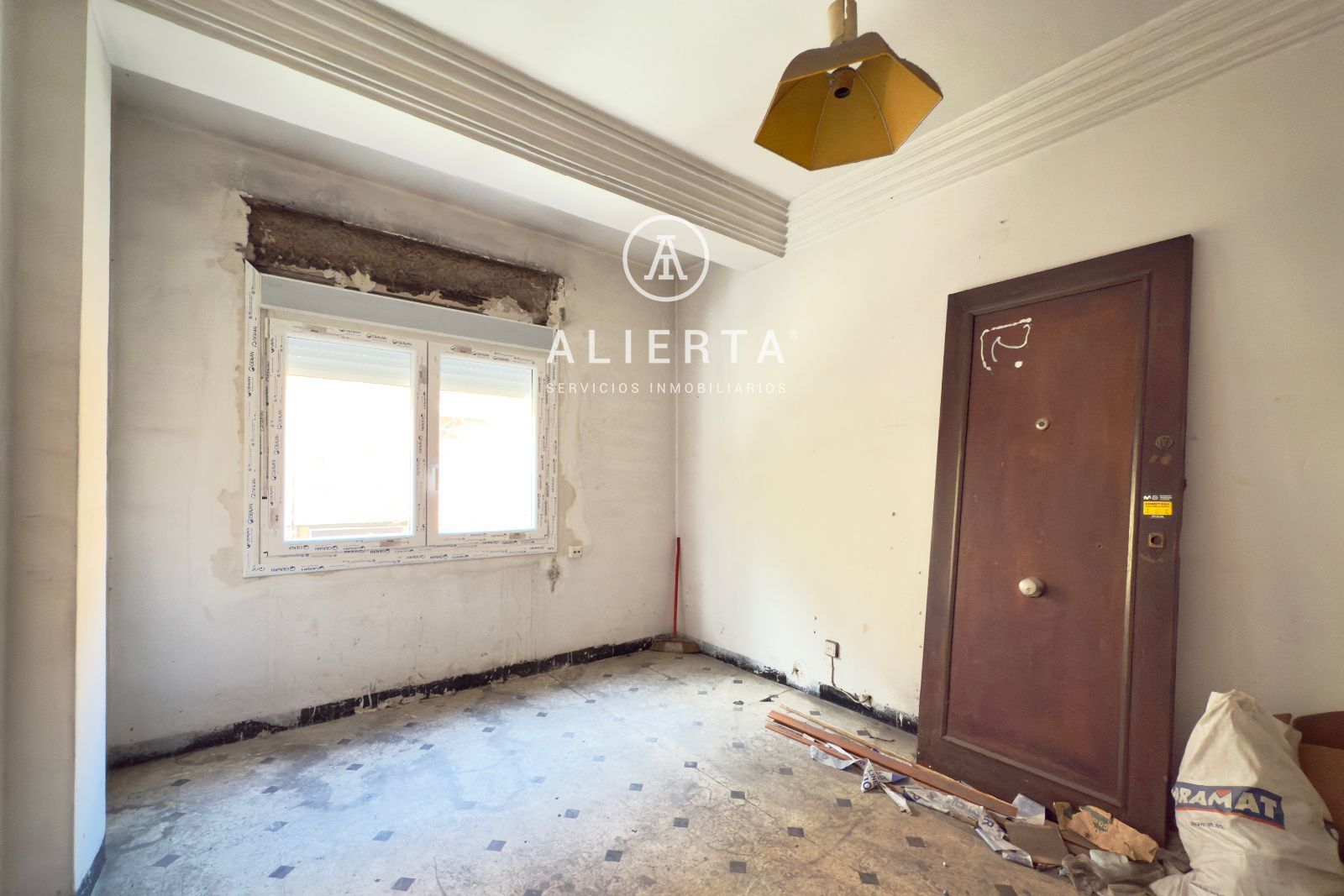 Habitación de Piso en venta en  Zaragoza Capital con Terraza