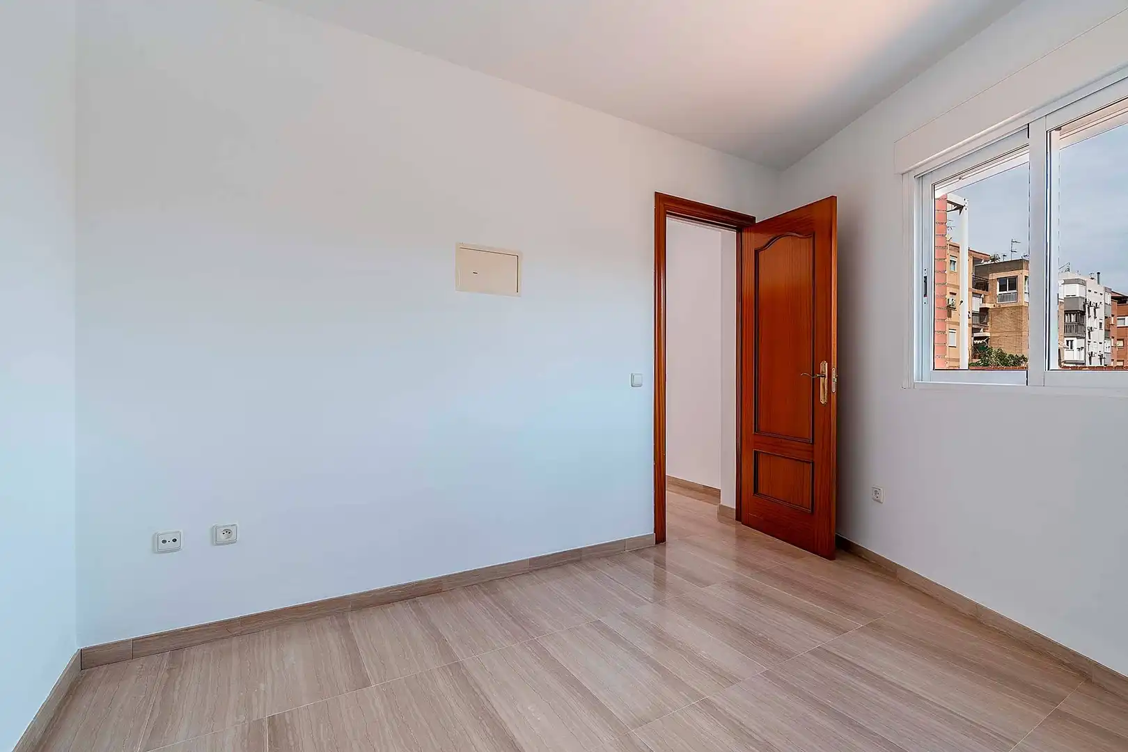 Dormitori de Àtic en venda en Almería amb Aire condicionat, Calefacció i Terrassa