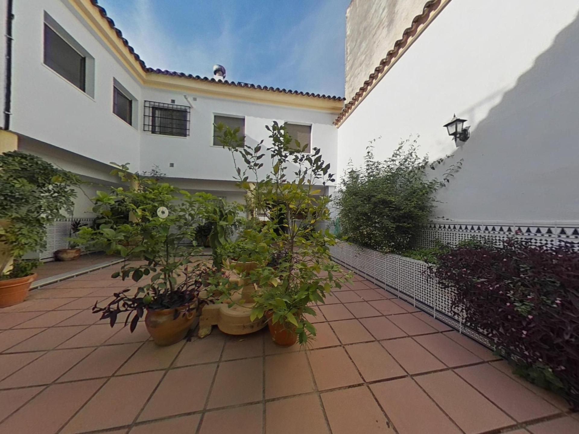 Jardí de Casa o xalet en venda en  Córdoba Capital amb Aire condicionat, Traster i Balcó