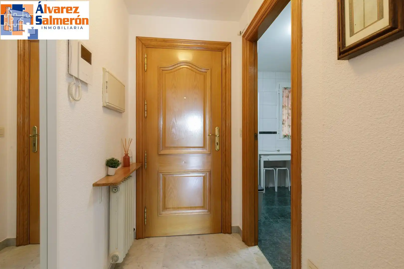 Flat with terrace for sale in Calle DOCTOR AZPITARTE, imagen 4