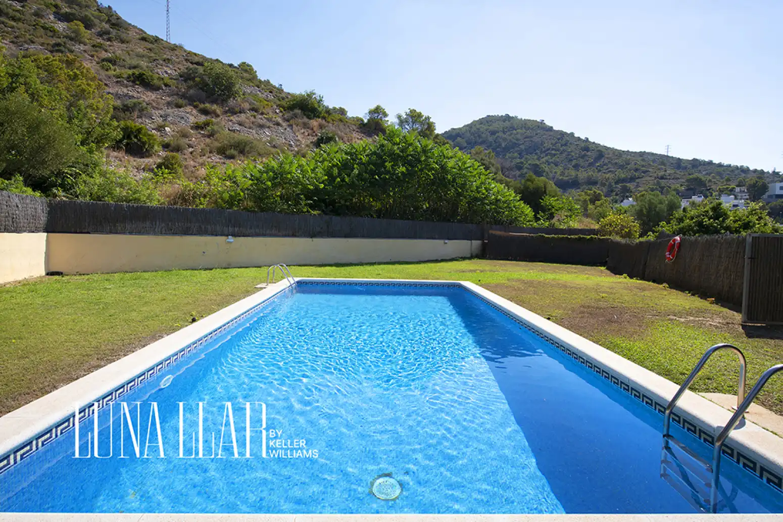 Swimming pool of Detached homes for sale in Sitges  with Air Conditioner, Heating and Private garden
