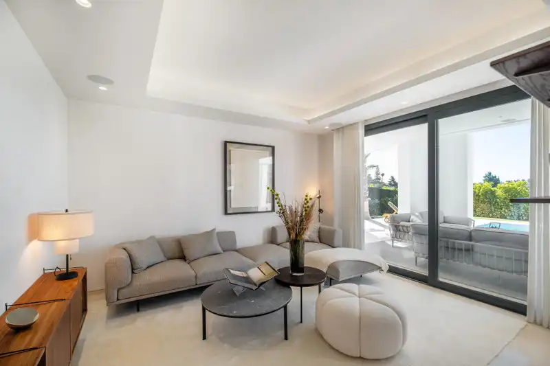 Villa zum Verkauf in Estepona Pueblo, imagen 2
