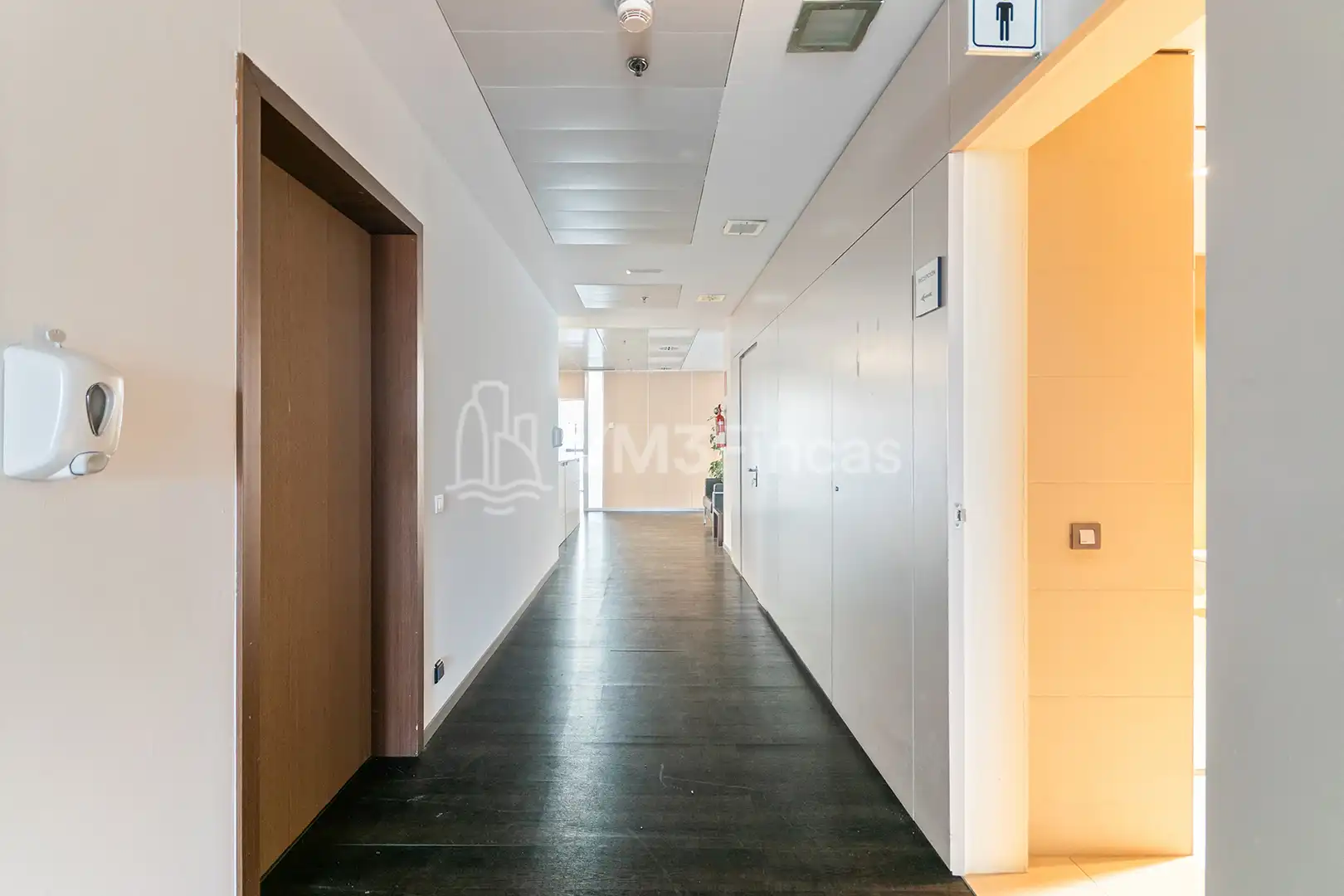 Oficina con ascensor en venta en Plaça d'Europa, imagen 3
