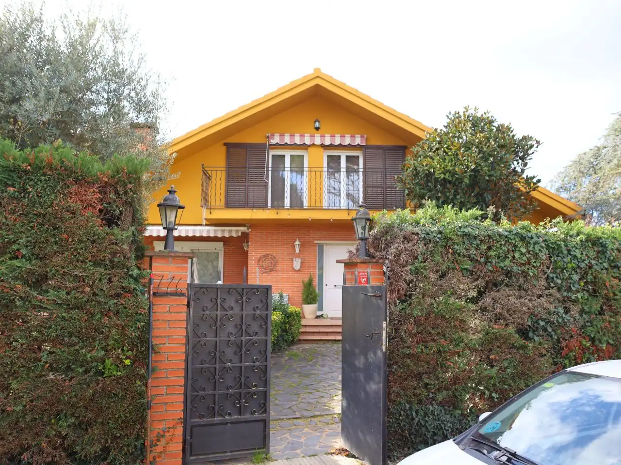 House with pool for sale in Montserrat 716, imagen 2