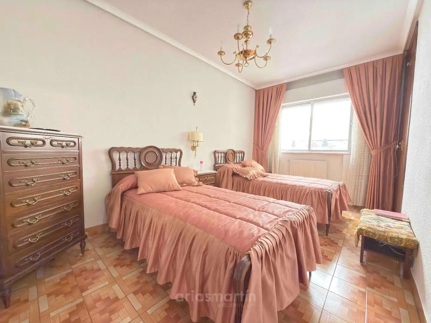 Habitación de Piso en venta en Salamanca con Calefacción, Terraza y Trastero