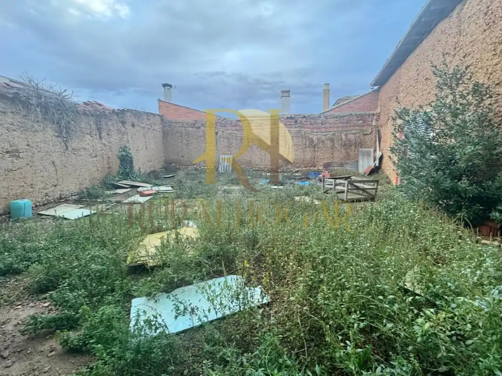 Houses for sale in Zotes del Páramo