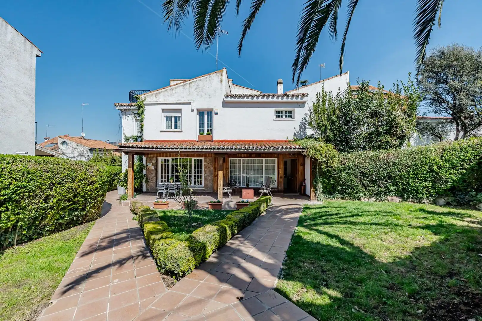 Jardín de Casa adosada en venta en Pozuelo de Alarcón con Aire acondicionado, Calefacción y Jardín privado