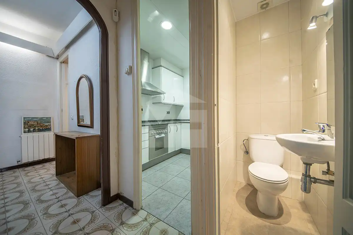 Kitchen of Flat for sale in Barcelona  with Heating and Balcony