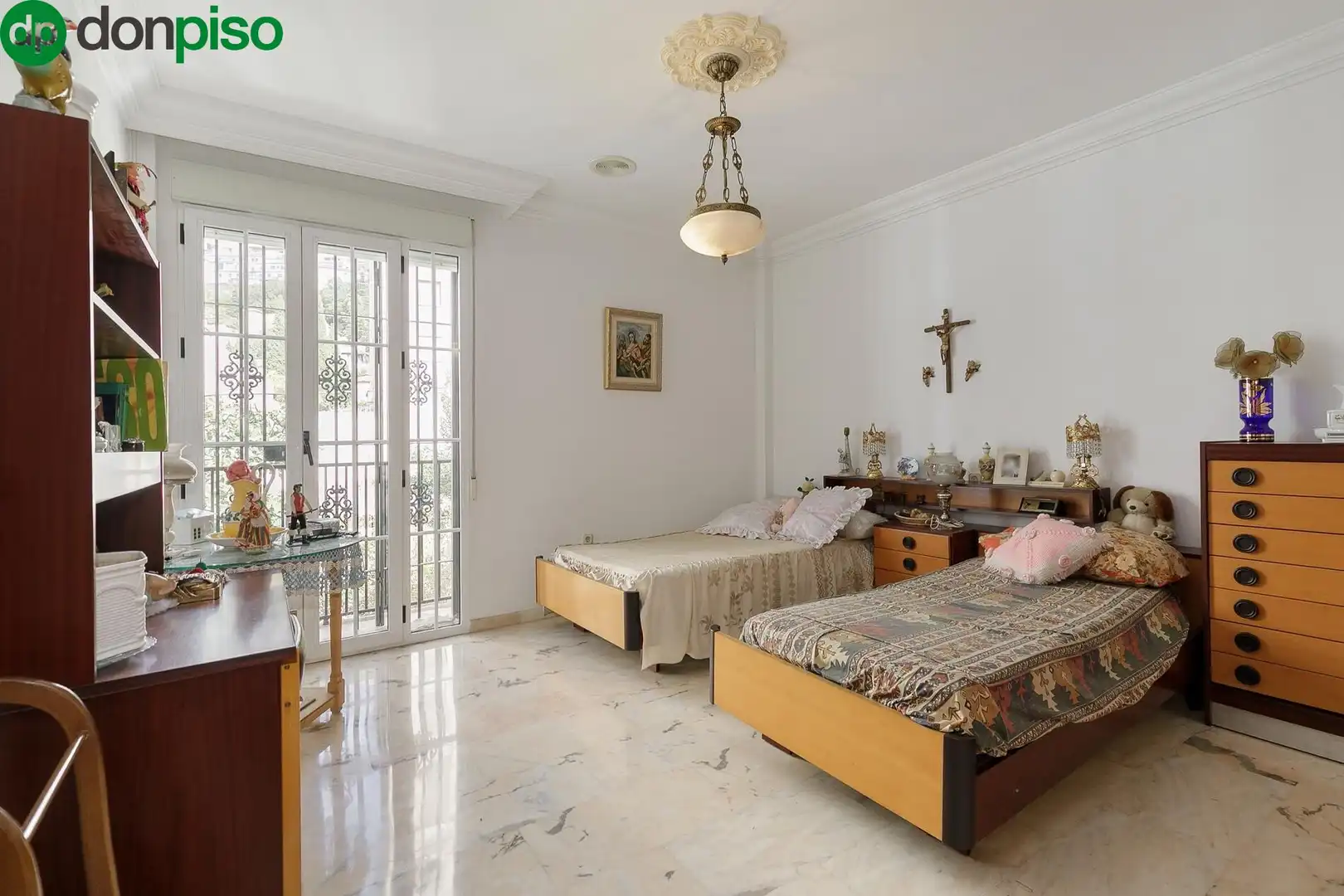 Bedroom of Houses for sale in Granada  with Private garden, Terrace and Storage room
