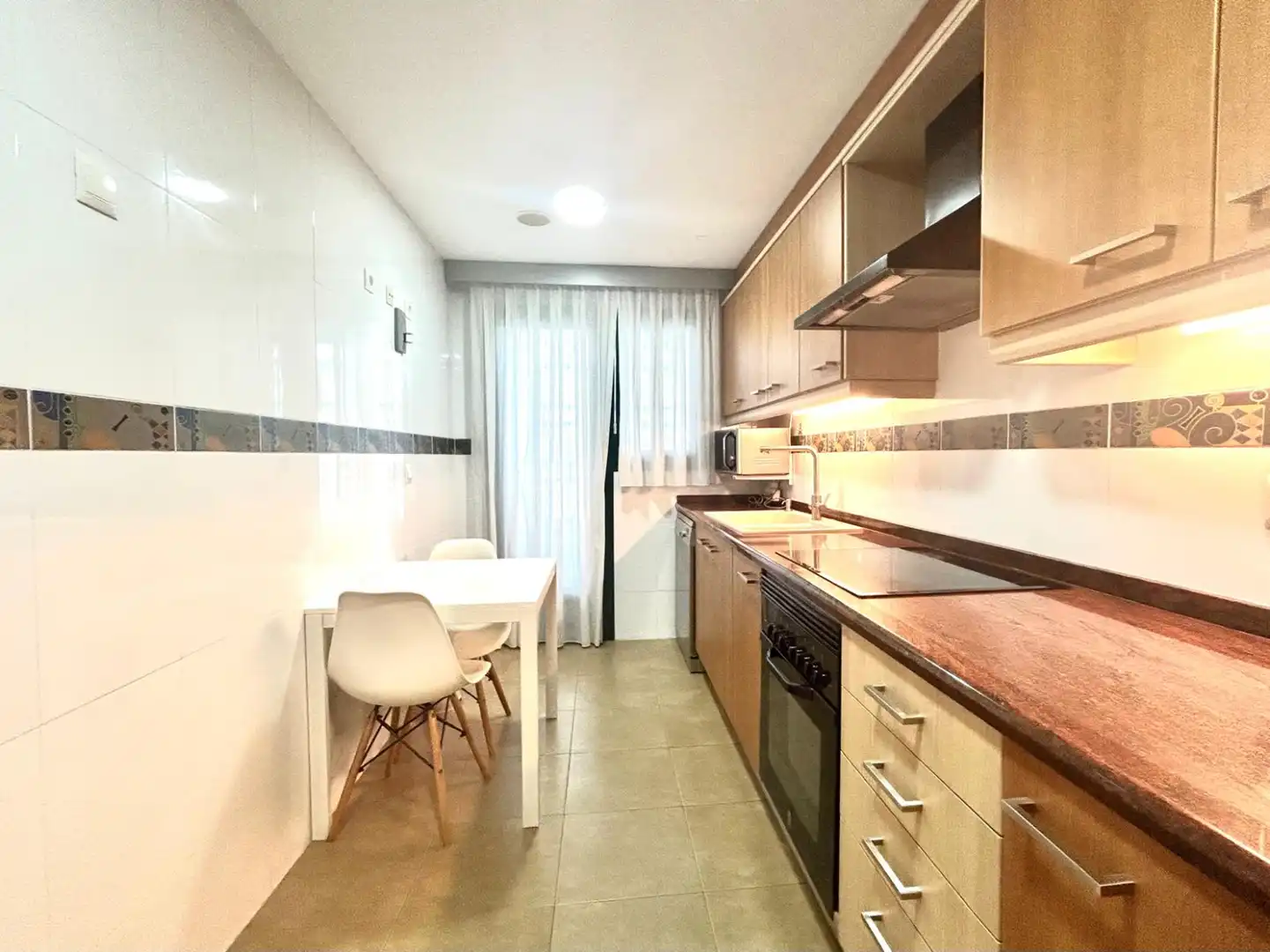 Kitchen of Flat for sale in Silla  with Air Conditioner, Storage room and Swimming Pool