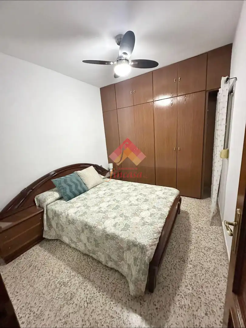 Habitación de Piso de alquiler en Ronda con Aire acondicionado, Amueblado y Balcón