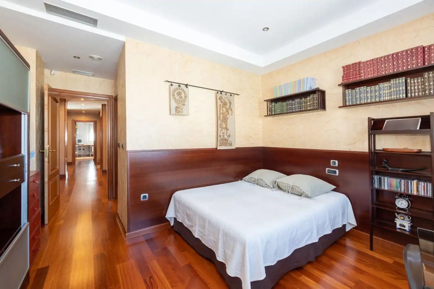 Bedroom of Houses for sale in Granada  with Air Conditioner, Heating and Terrace