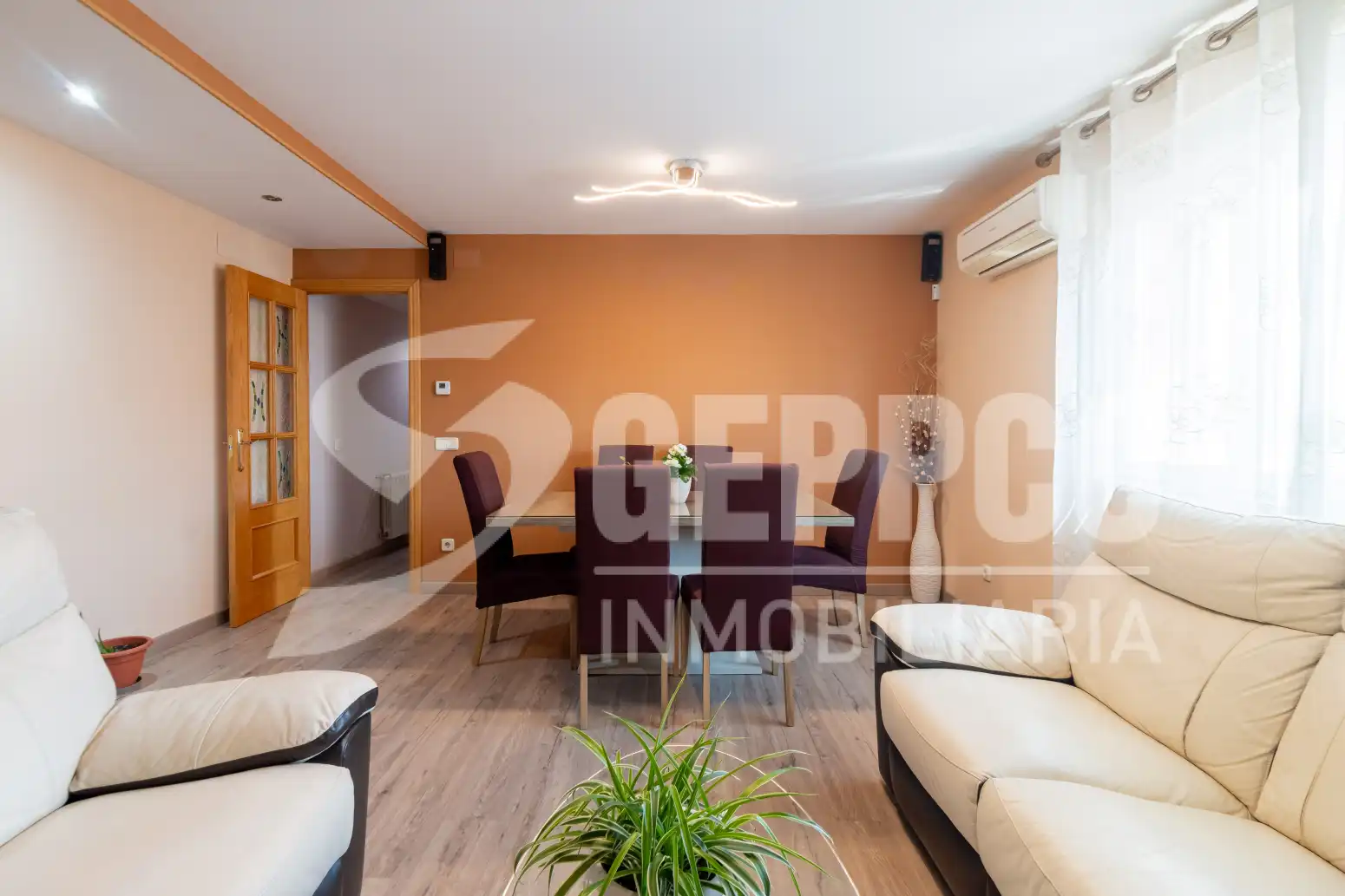 Sala de estar de Piso en venta en Azuqueca de Henares con Calefacción