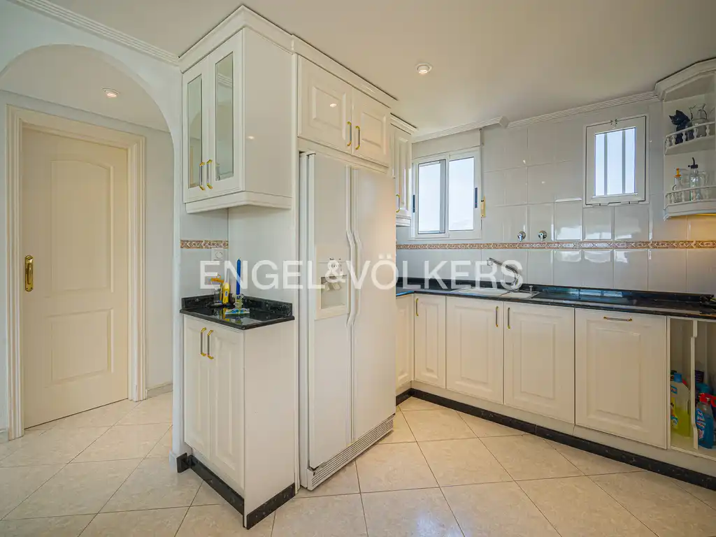 Penthouse with pool for sale in La Cala de Villajoyosa, imagen 13