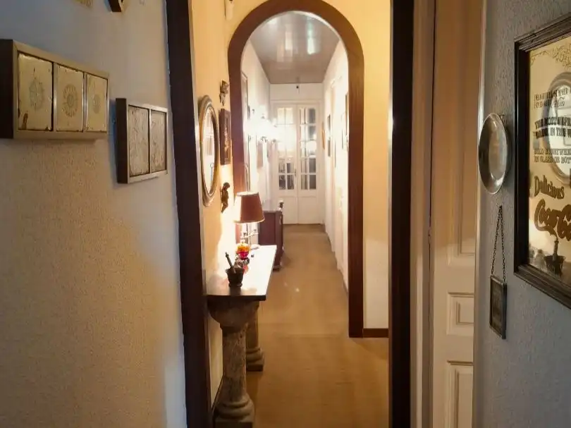 Wohnung zum Verkauf in  Barcelona Capital mit Klimaanlage und Balkon