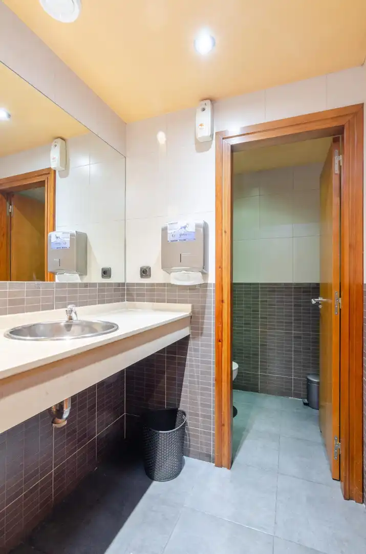 Business premises for sale in Calle de Piles 7, imagen 13