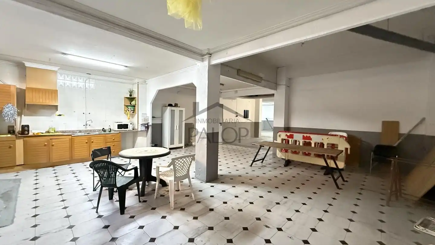 Cocina de Local en venta en El Genovés con Aire acondicionado