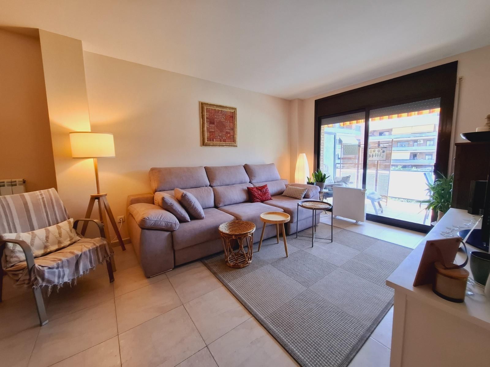 Living room of Flat for sale in Cunit  with Heating, Private garden and Terrace