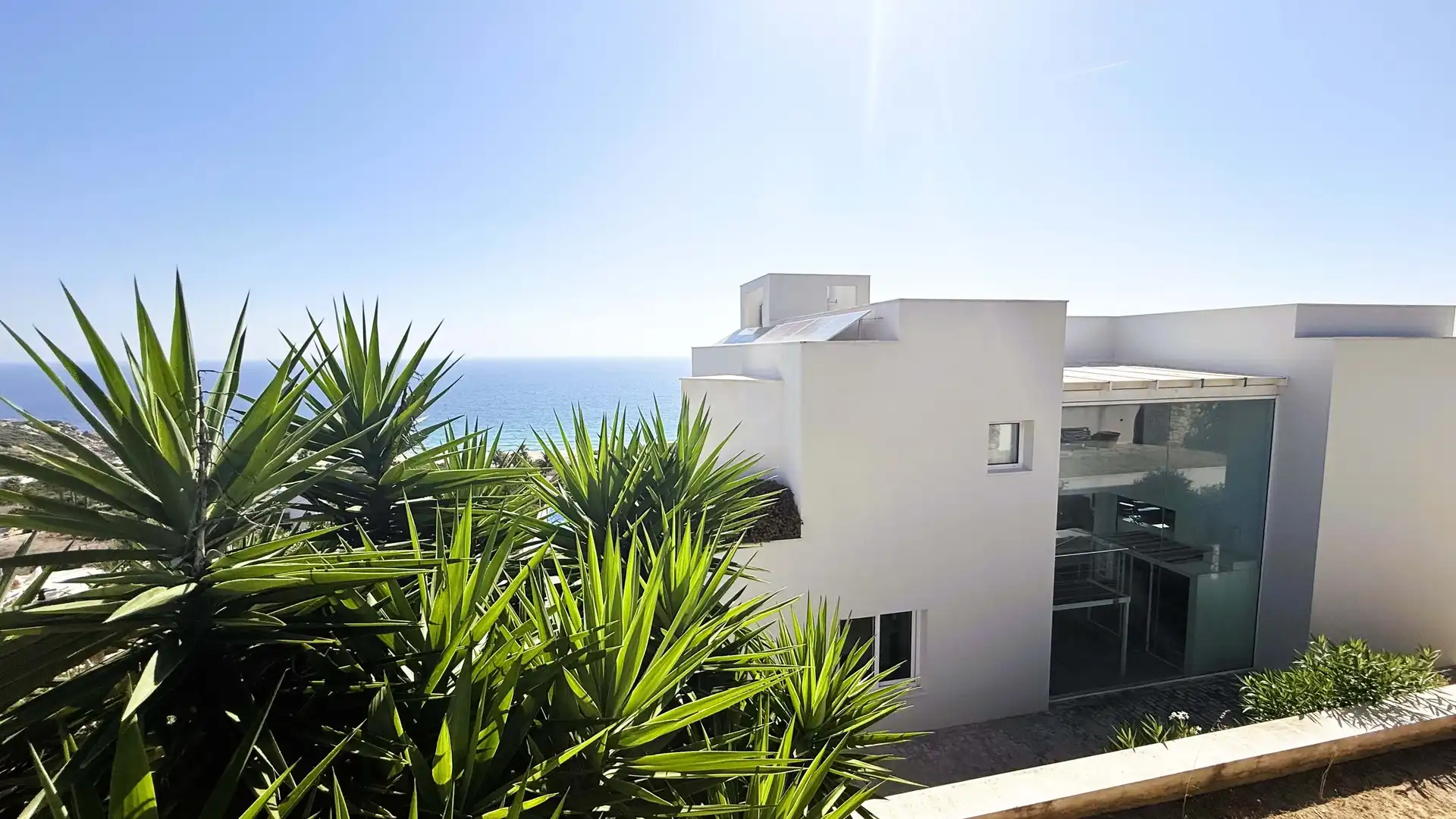 Außenansicht von Haus oder Chalet zum Verkauf in Zahara de los Atunes mit Klimaanlage, Terrasse und Schwimmbad