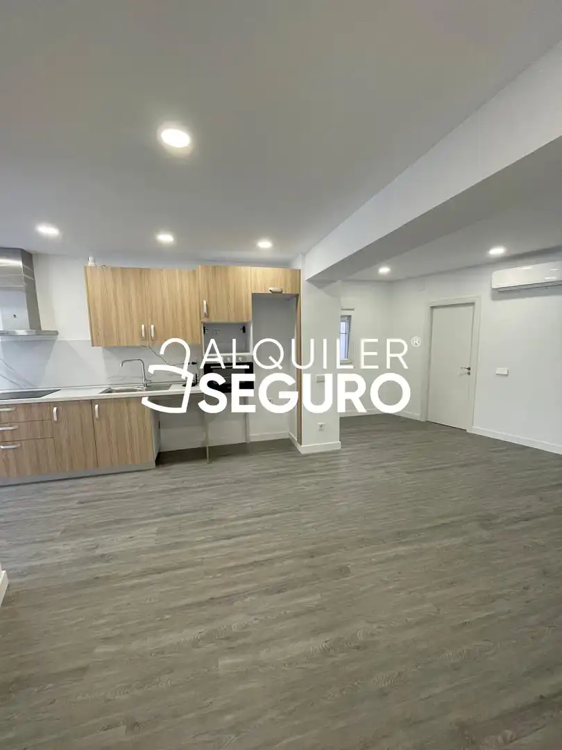 Estudio de alquiler en Madrid con Aire acondicionado y Calefacción