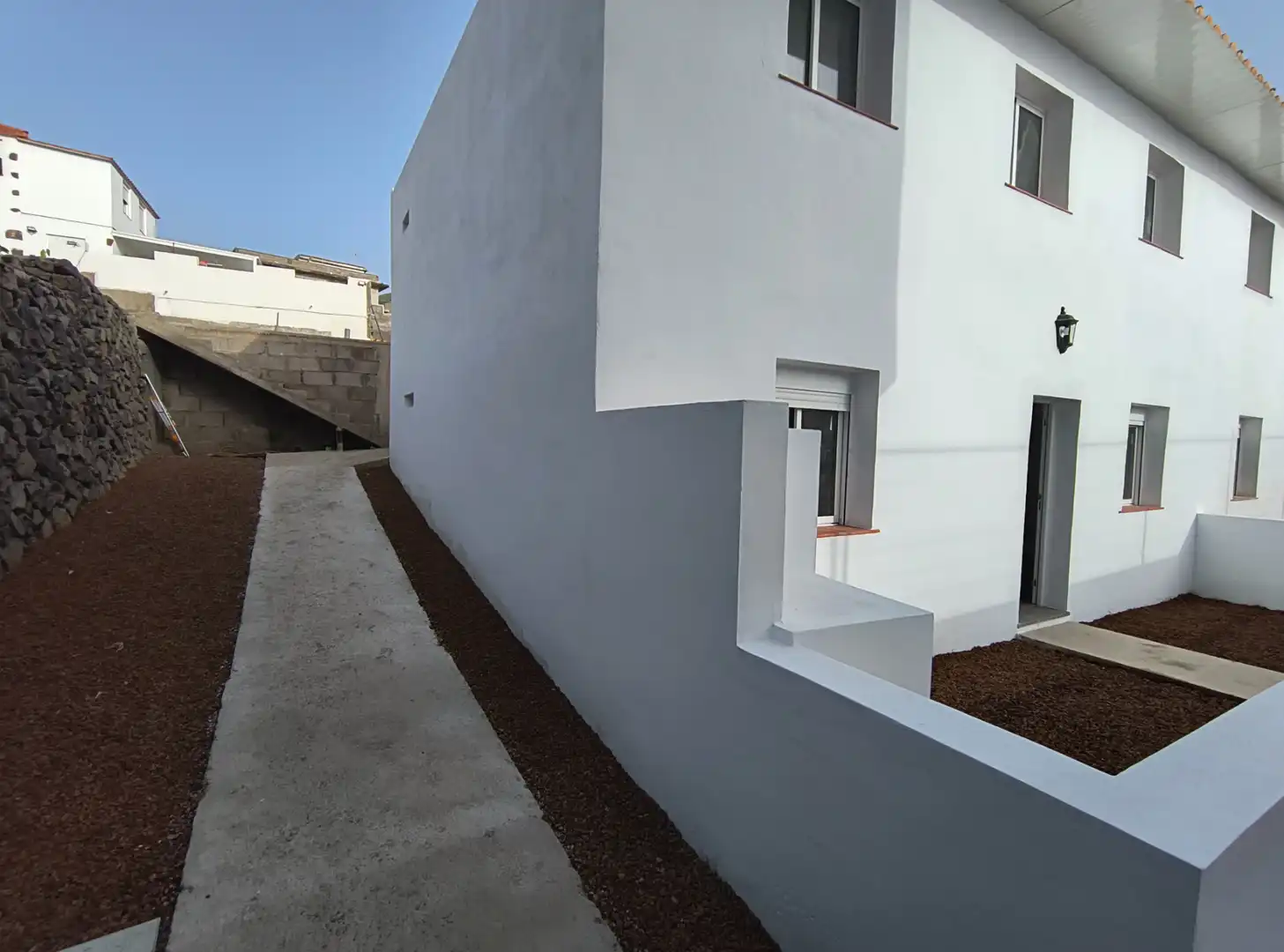 Vista exterior de Casa adosada de alquiler en La Matanza de Acentejo con Jardín privado, Terraza y Microondas