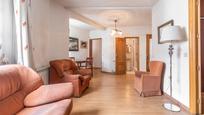 Living room of Flat for sale in  Madrid Capital