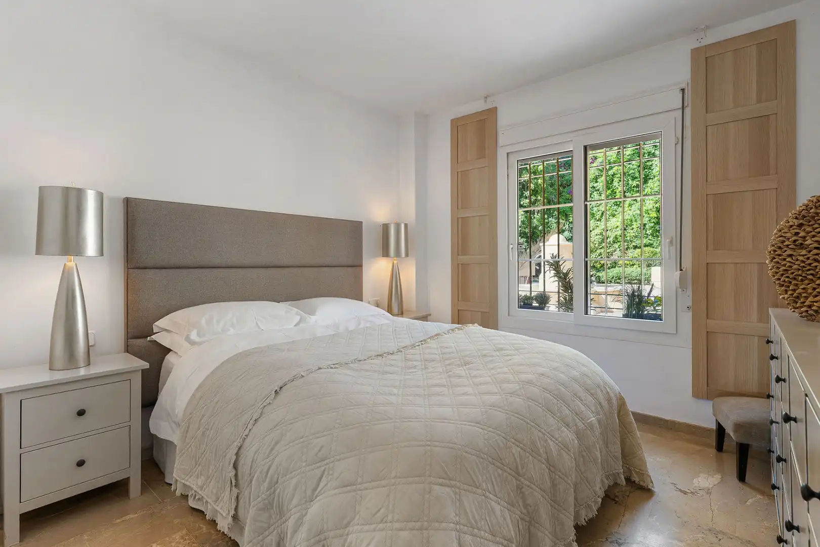 Bajo con piscina en venta en Nueva Andalucía, imagen 13