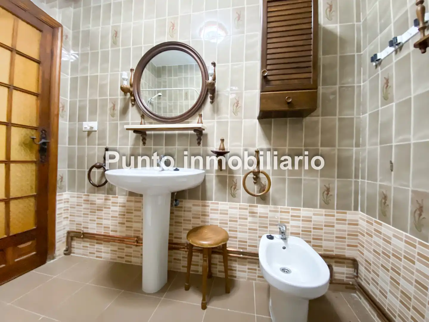 Baño de Casa adosada en venta en Tudela de Duero con Calefacción, Jardín privado y Terraza