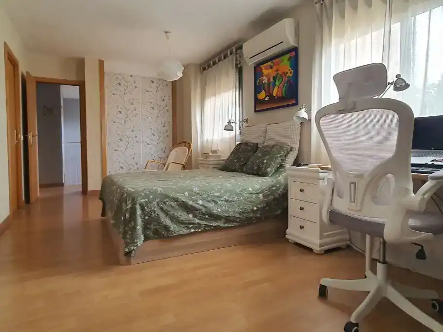 Dormitori de Pis en venda en Valdemoro amb Aire condicionat i Piscina