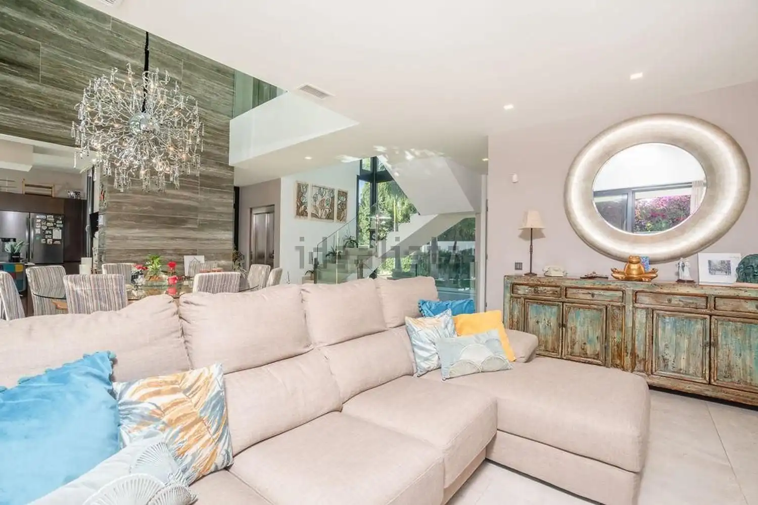 Living room of Houses for sale in L'Alfàs del Pi  with Air Conditioner, Storage room and Swimming Pool