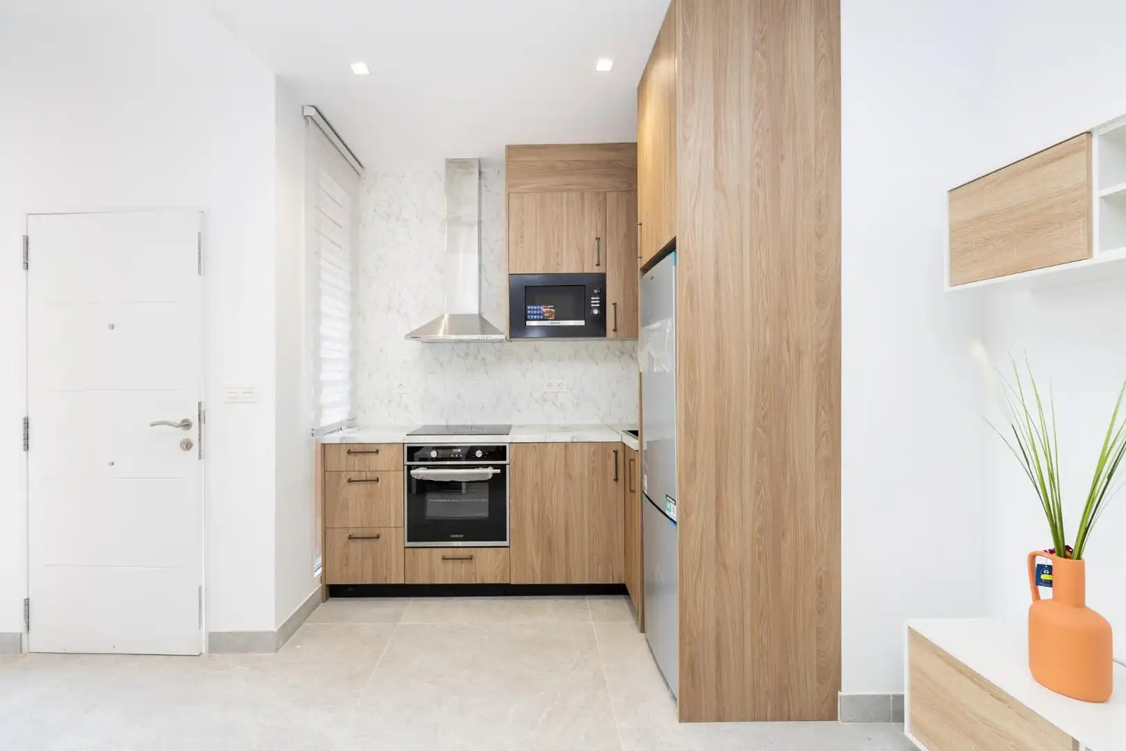 Kitchen of Flat for sale in Granada  with Air Conditioner, Heating and Furnished