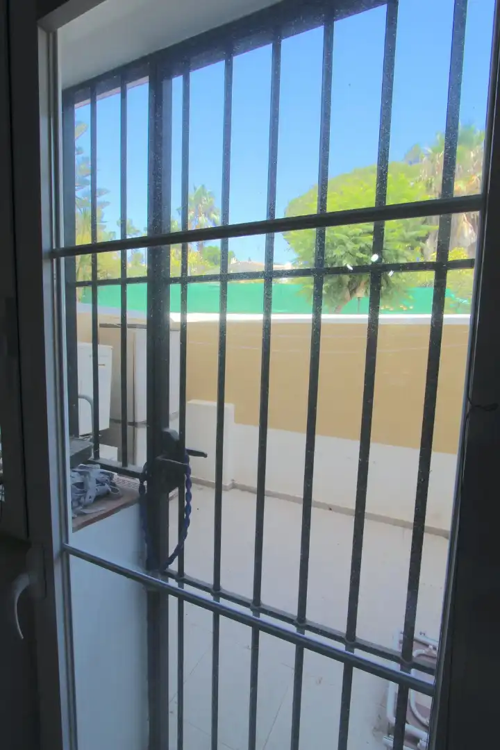 Terrassa de Casa adosada en venda en Marbella amb Terrassa, Moblat i Piscina comunitària