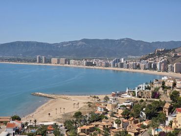 Maison mitoyenne avec balcon à vendre à Urbanizacion FARO MEDITERRANEO
