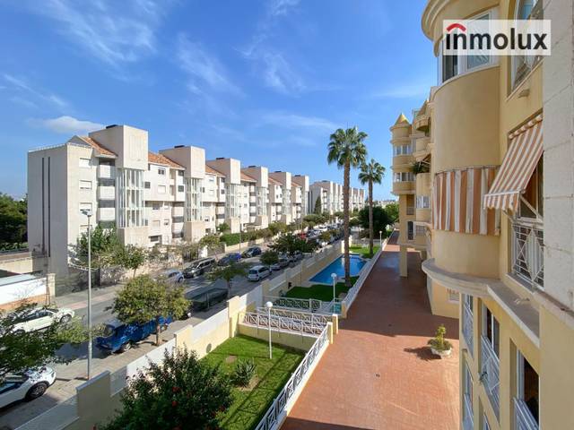 Piso en Alquiler en Calle Britania en Playa de San Juan