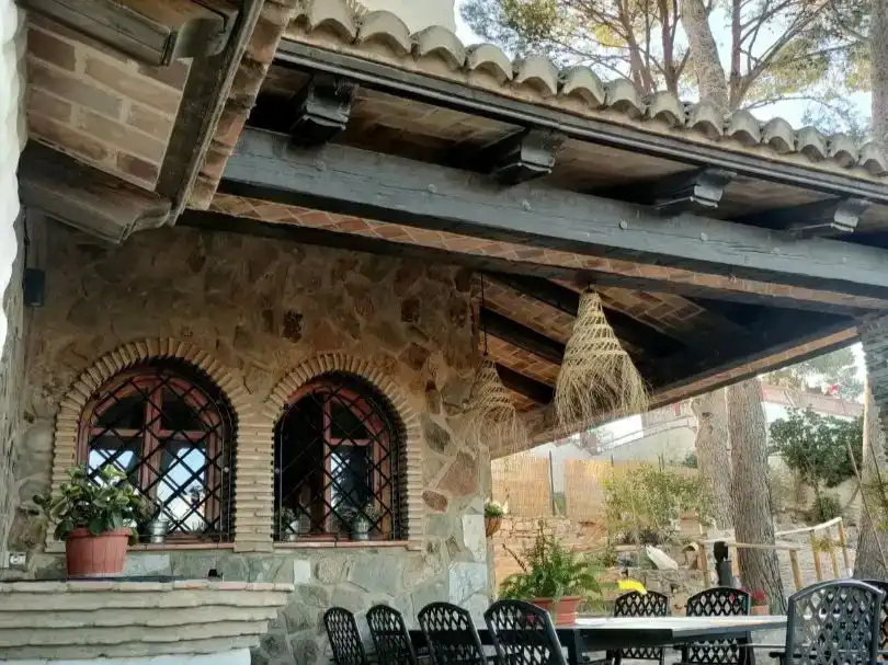 Terrassa de Finca rústica de lloguer en Manises amb Aire condicionat, Jardí privat i Traster