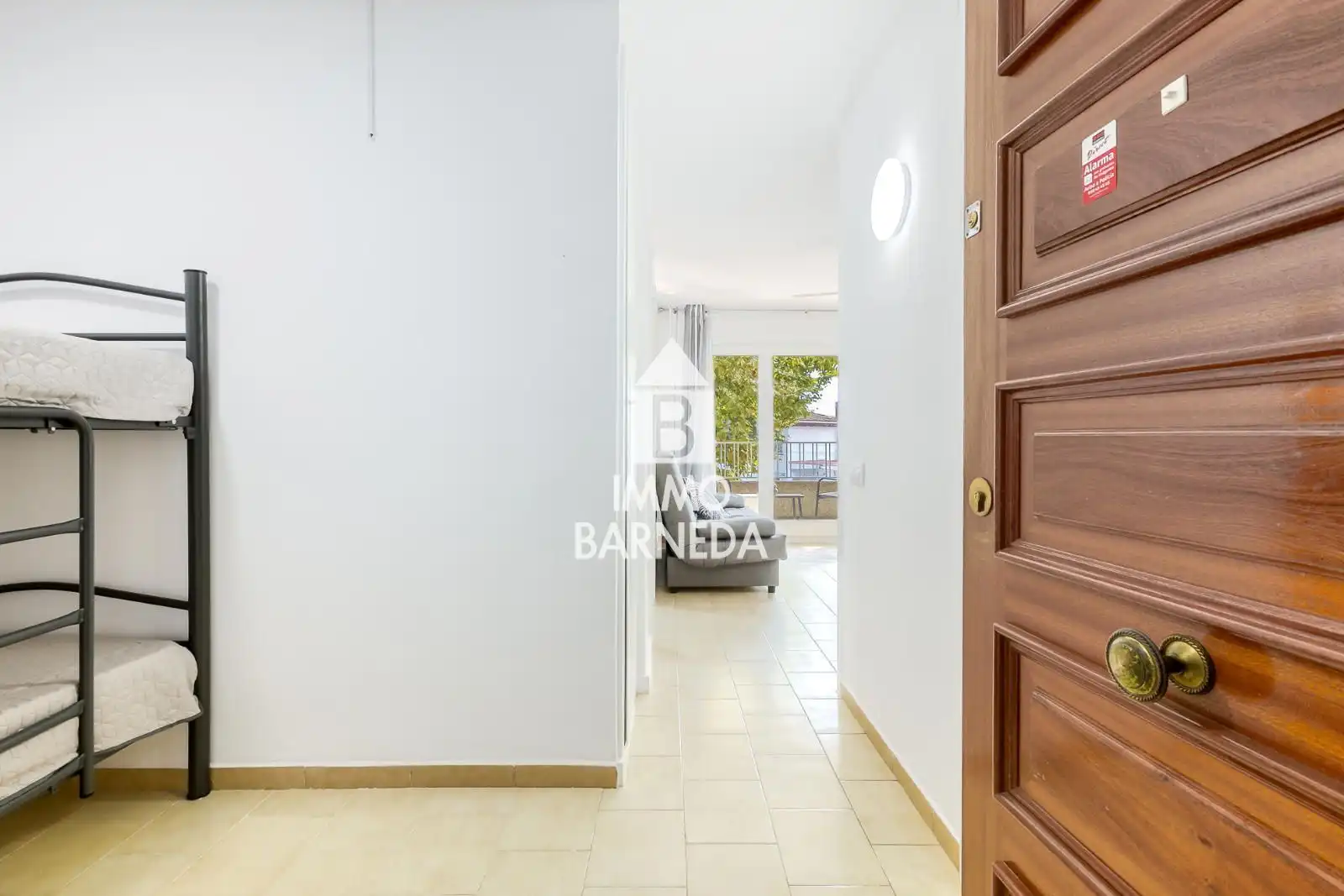 Wohnung zum Verkauf in Empuriabrava mit Terrasse, Möbliert und Mikrowelle