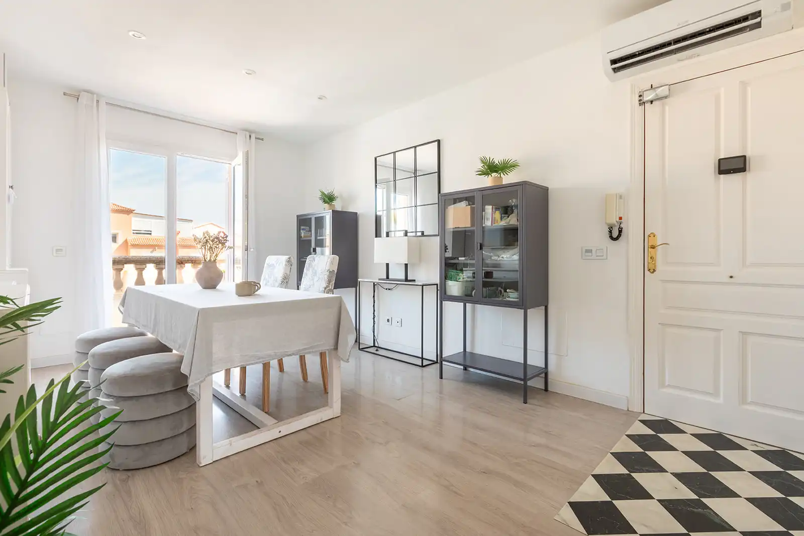 Menjador de Dúplex en venda en Llucmajor amb Aire condicionat, Jardí privat i Terrassa
