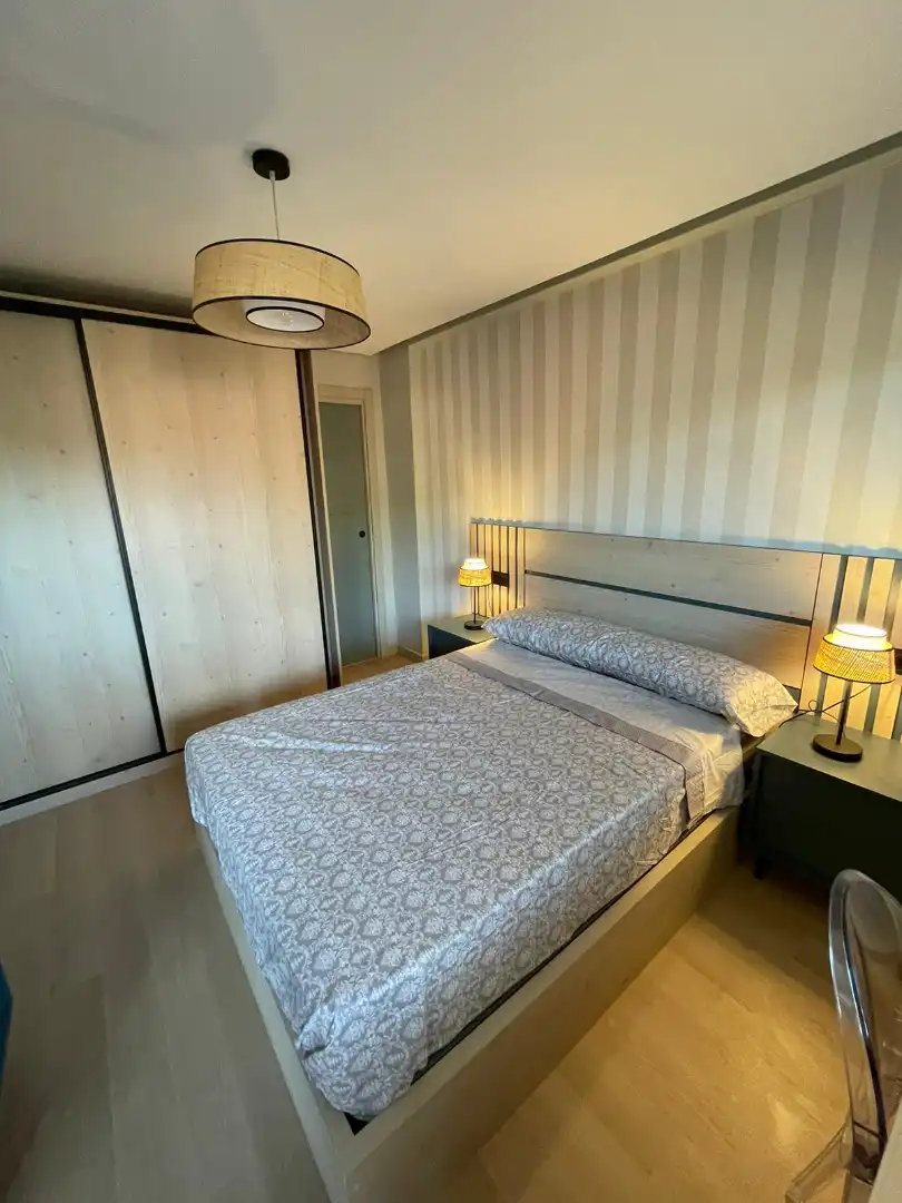 Wohnung mit Aufzug zur Miete in Calle Gutierre Tibón 14