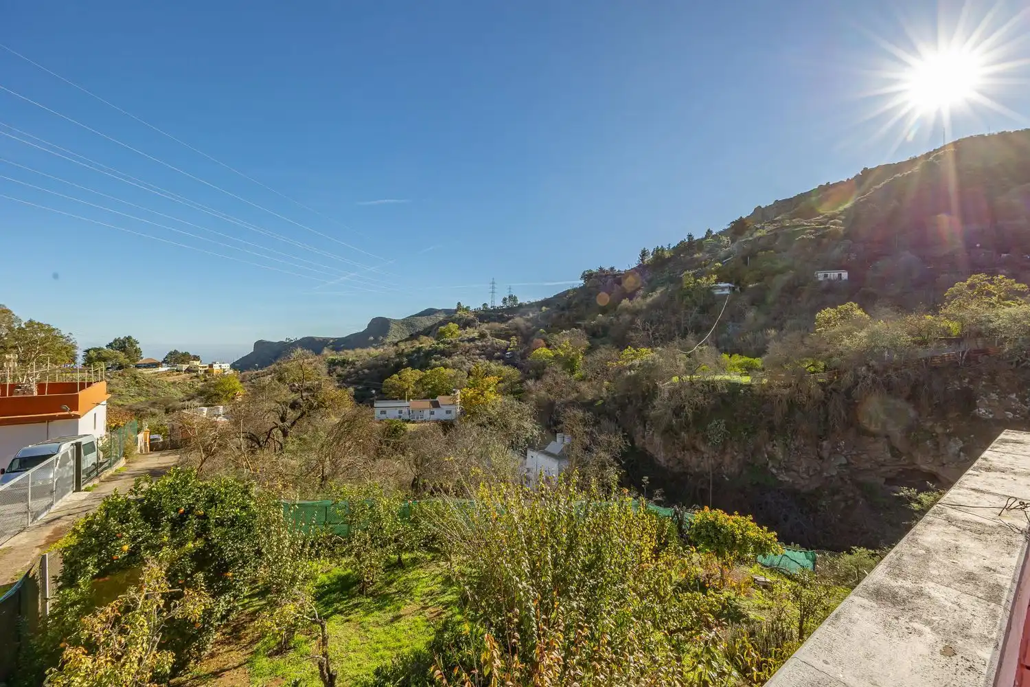 Vista exterior de Casa o xalet en venda en Vega de San Mateo amb Jardí privat i Terrassa