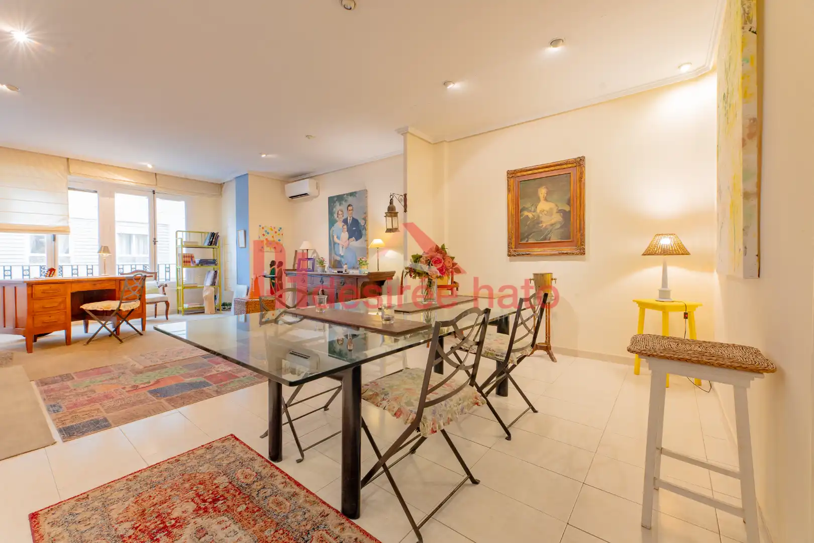 Flat with terrace for sale in Avinguda de María Cristina, imagen 3